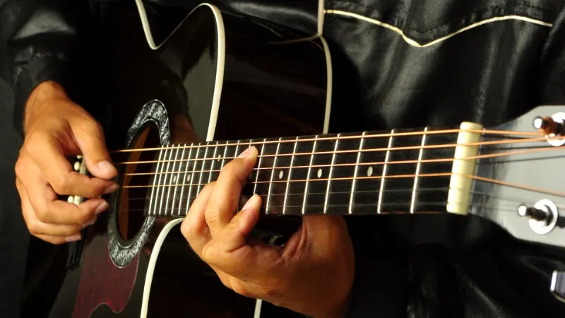 Secrets of Expressive Strumming course